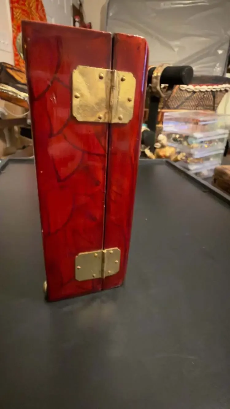 Vintage Chinese Lacquered Jewelry Box with Hand-Carved 3D Cork Diorama